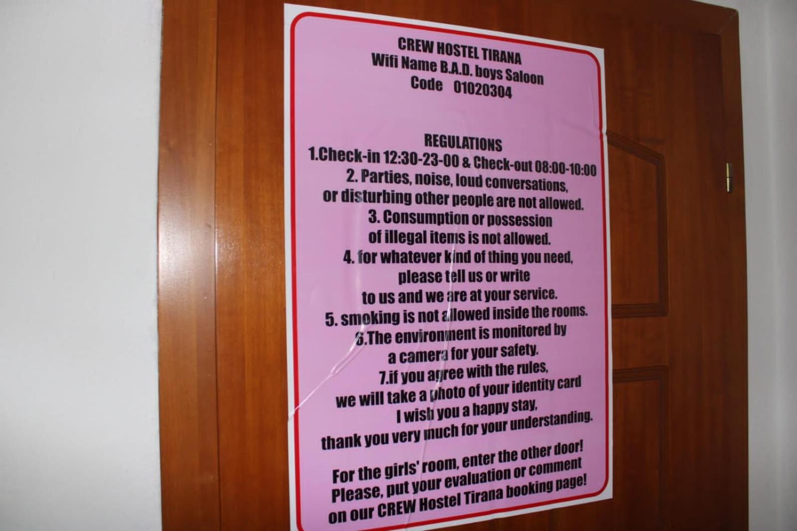 Crew Hostel Tirana Bagian luar foto